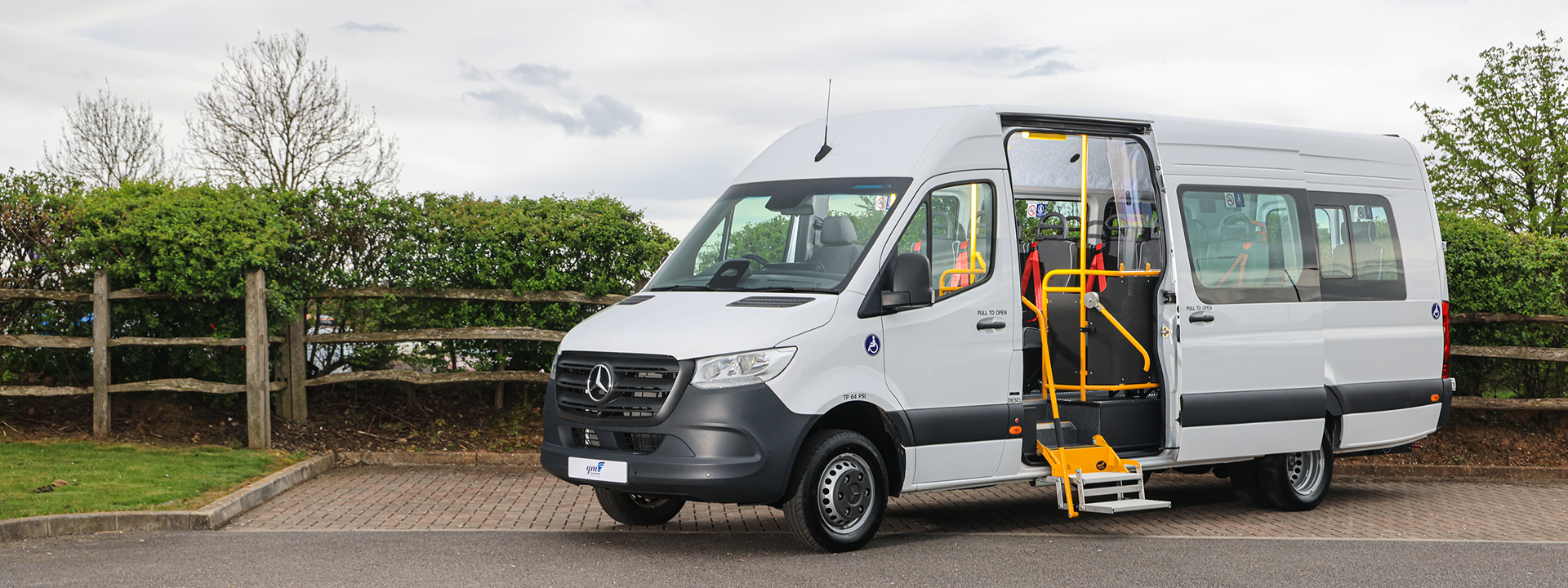 Mercdes Sprinter Voyager Header